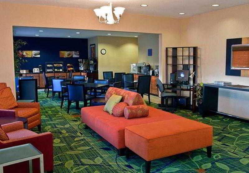 Fairfield Inn & Suites Lima Restaurang bild