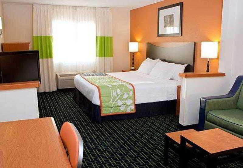 Fairfield Inn & Suites Lima Exteriör bild